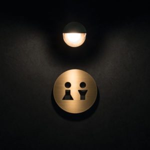 Pirinç Dekupe Wc Piktogram