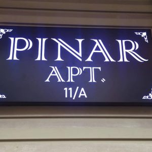 Apartman Giriş Tabelası